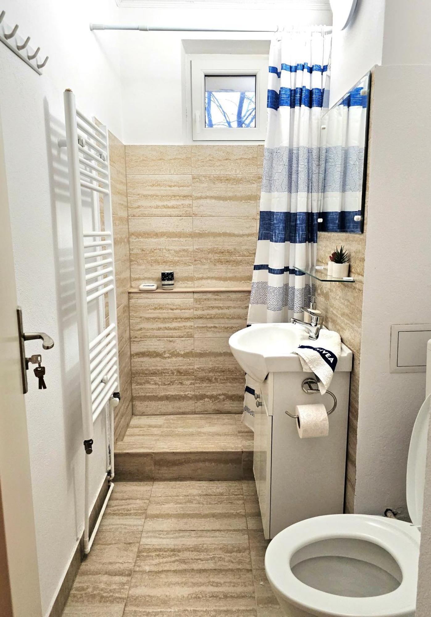 Aparthotel Sibiu Cedonia Bagian luar foto