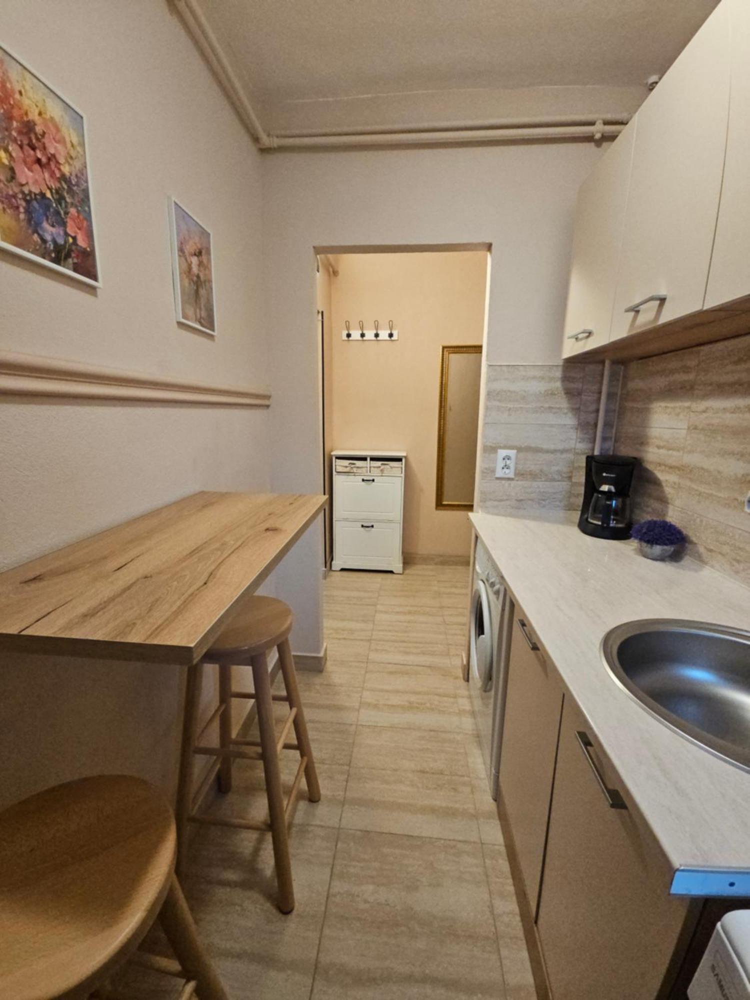 Aparthotel Sibiu Cedonia Bagian luar foto
